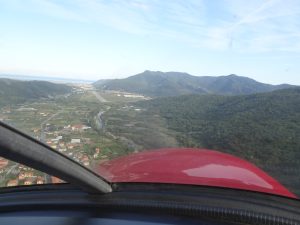 Anflug Albenga - Italien