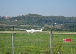 Serbien mit dem Sportflugzeug nach Sarajevo